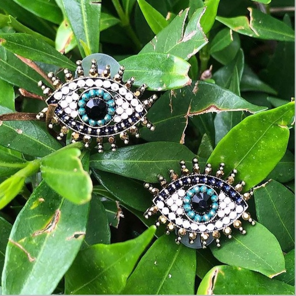 Eye Studs